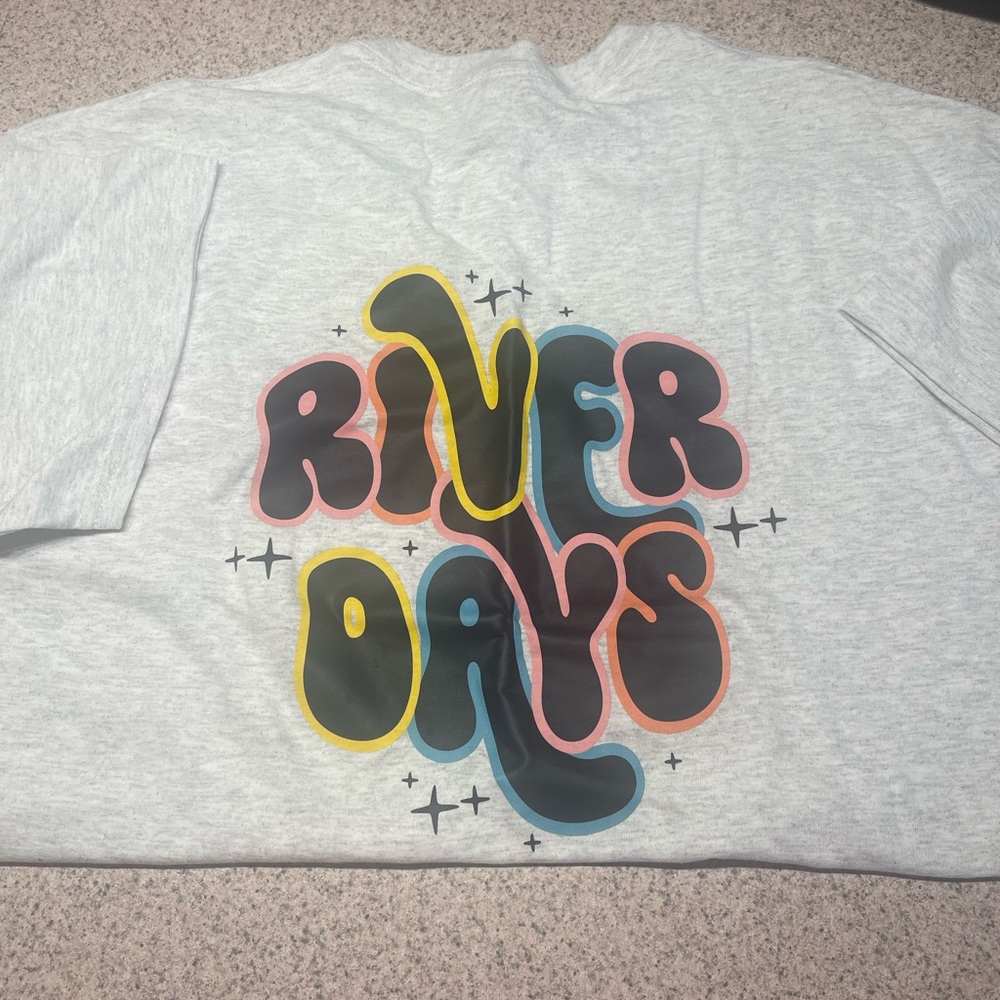 Graphic Tee with 'River Days' Design